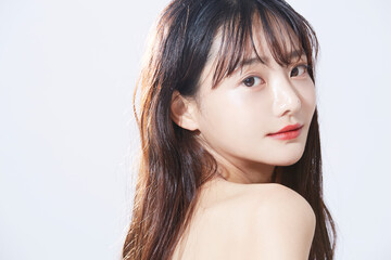 東京都渋谷区ULU直伝・顔タイプ診断で見つける“本当に似合う”メイク術 |ULU